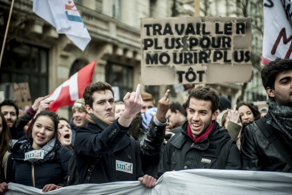 Des manifestants lors de la manifestation contre la loi travail El Khomri à Lille.