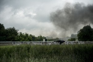 blocage devant le dépôt pétrolier de Douchy-les-Mines. Le repos du guerrier.