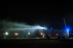 Grenades lacrymogènes et canon à eau seront utilisés contre les réfugiés pendant plus de 2 heures.Tous les soirs, des affrontements ont lieu autour de la jungle. 